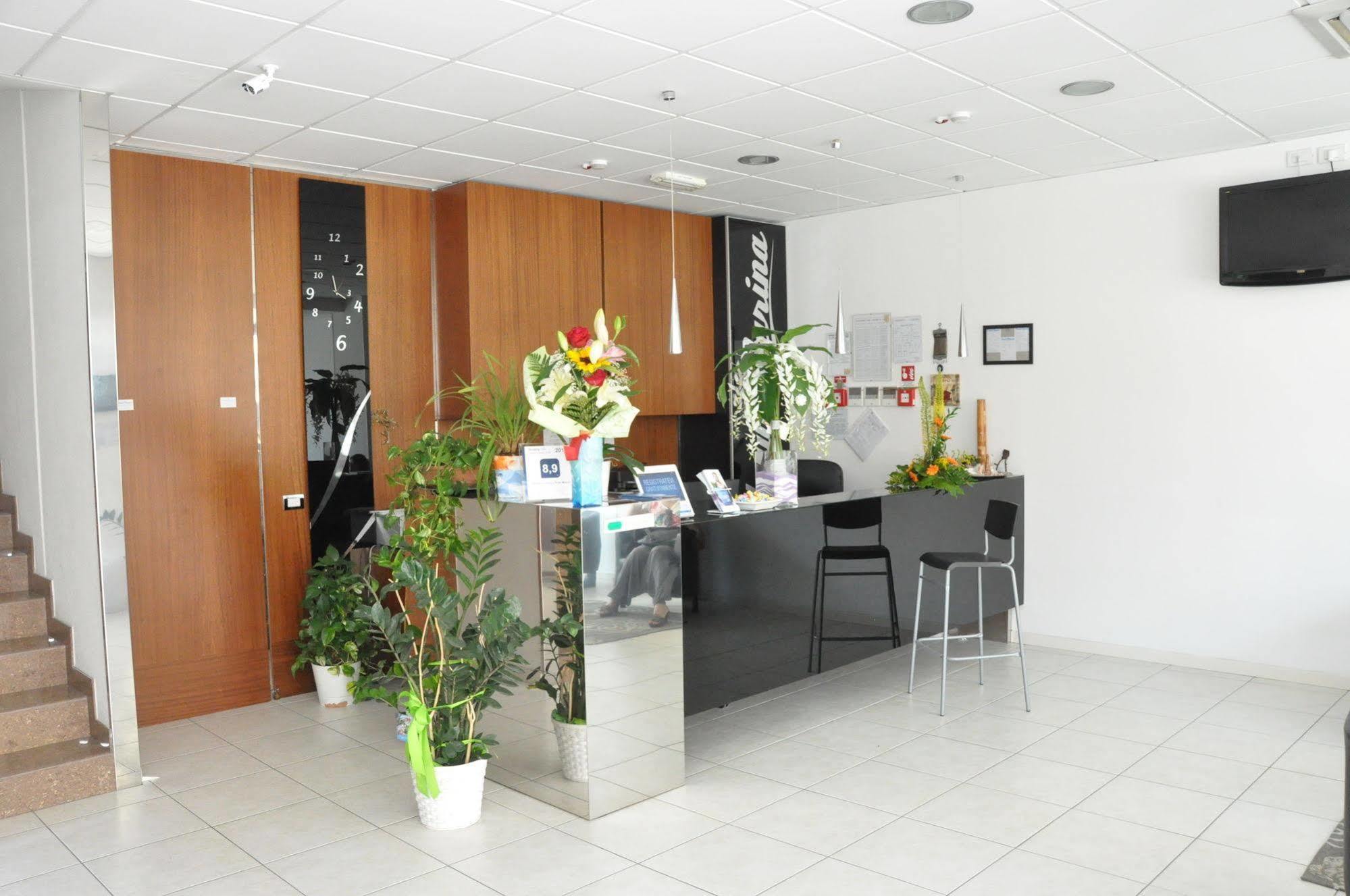Residence Acqua Suite Marina Rimini Exterior photo